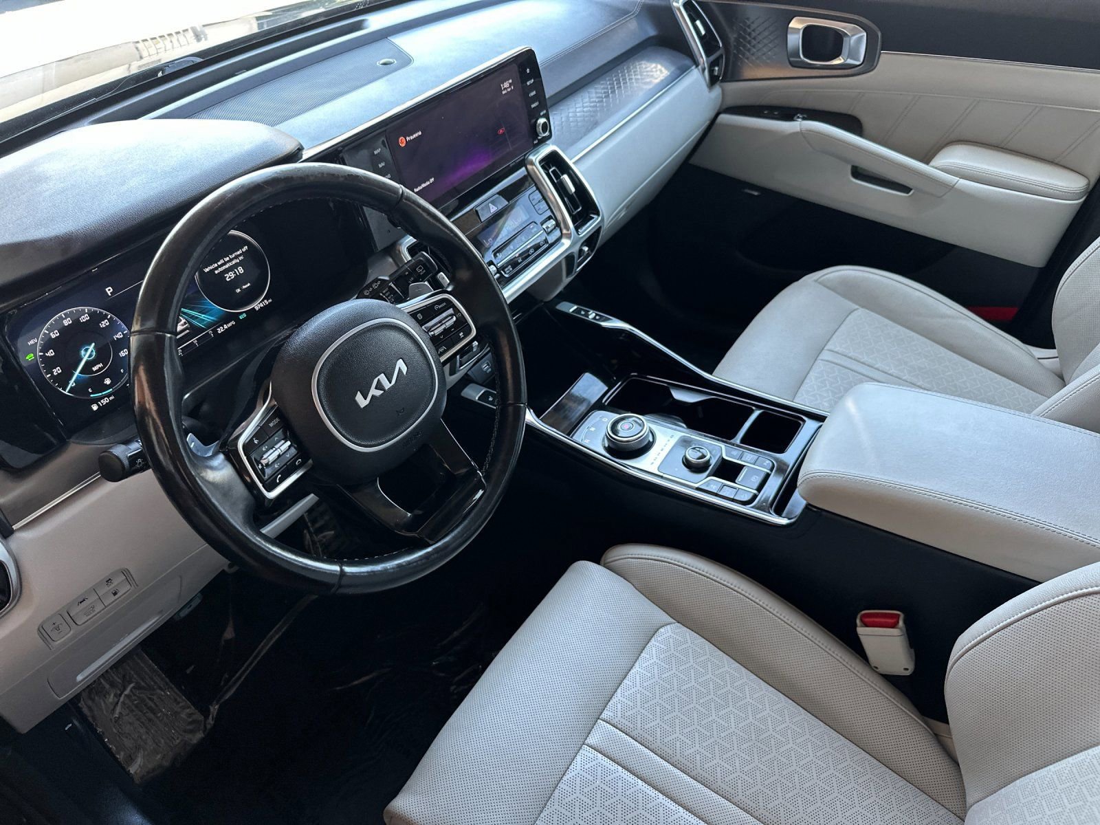 Used 2022 Kia Sorento SX Prestige image 10