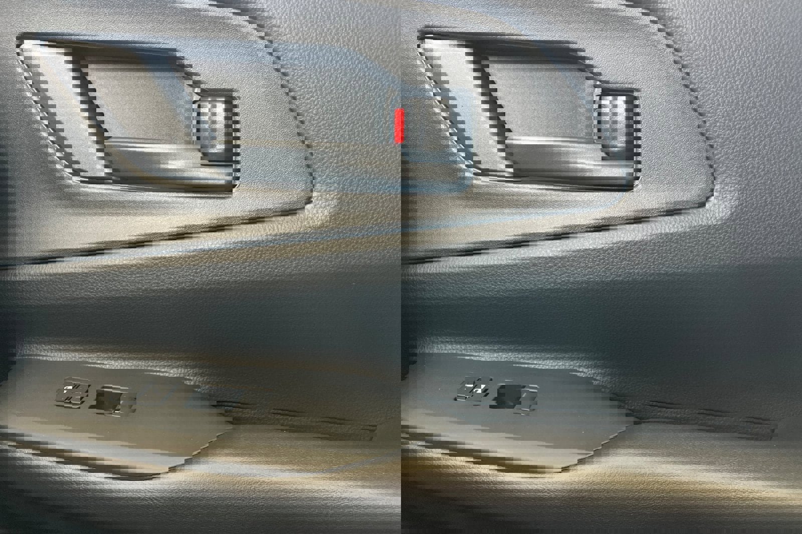 New 2026 Toyota Prius Plug-In Hybrid image 19