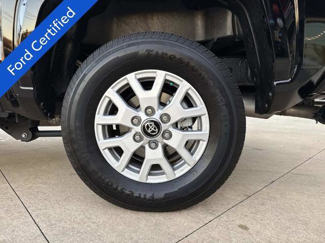 Used 2025 Toyota Tacoma SR5 image 5