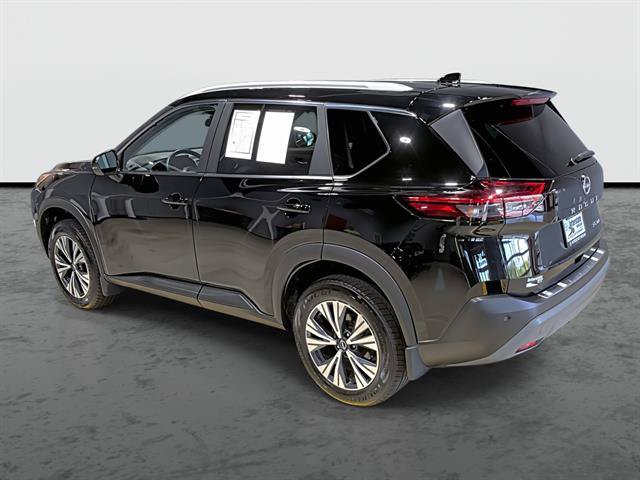 Used 2023 Nissan Rogue SV w/ SV Premium Package AWD/4WD image 2