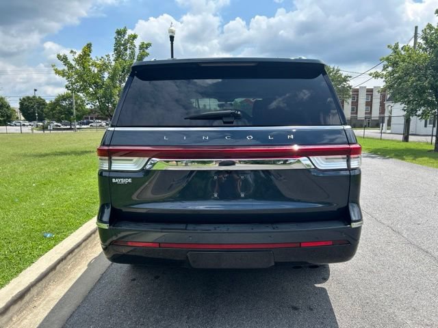 Used 2022 Lincoln Navigator Reserve AWD/4WD image 18