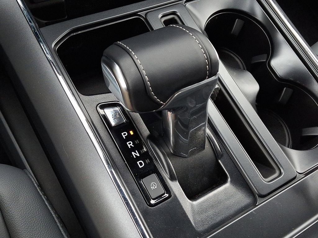 New 2025 Ford F150 Lightning Flash image 7