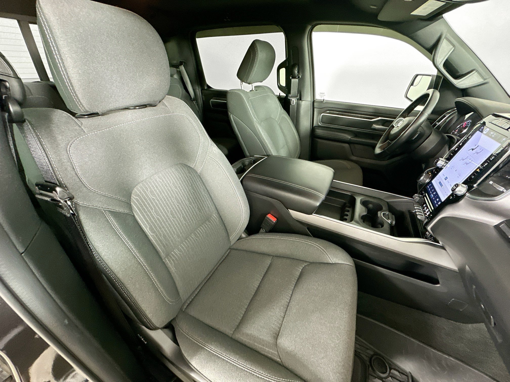 Used 2024 RAM 1500 Big Horn AWD/4WD image 33