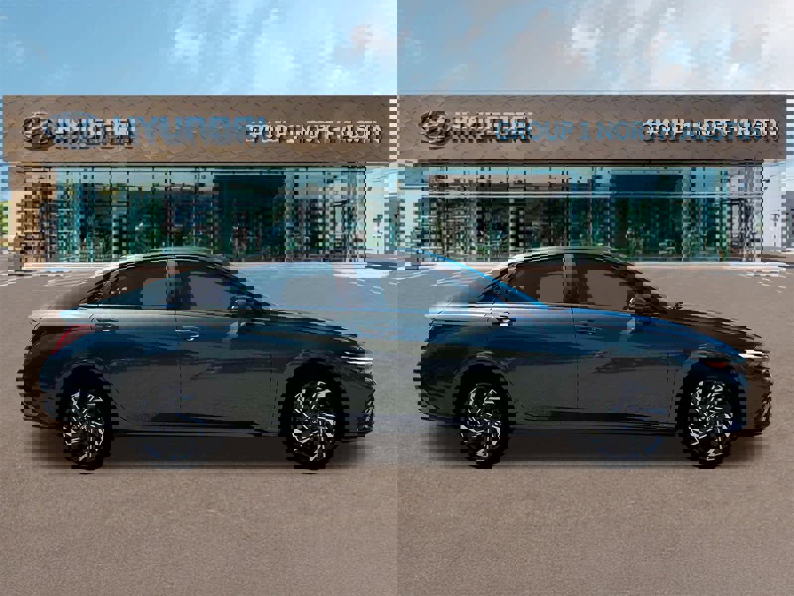 New 2025 Hyundai Elantra Limited image 4