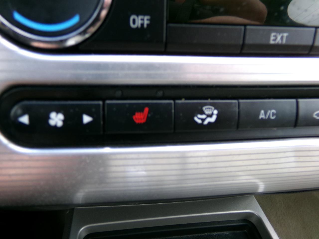 Used 2010 Ford Edge SEL AWD/4WD image 22