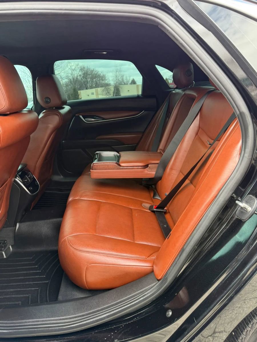 Used 2015 Cadillac XTS Luxury AWD/4WD image 12