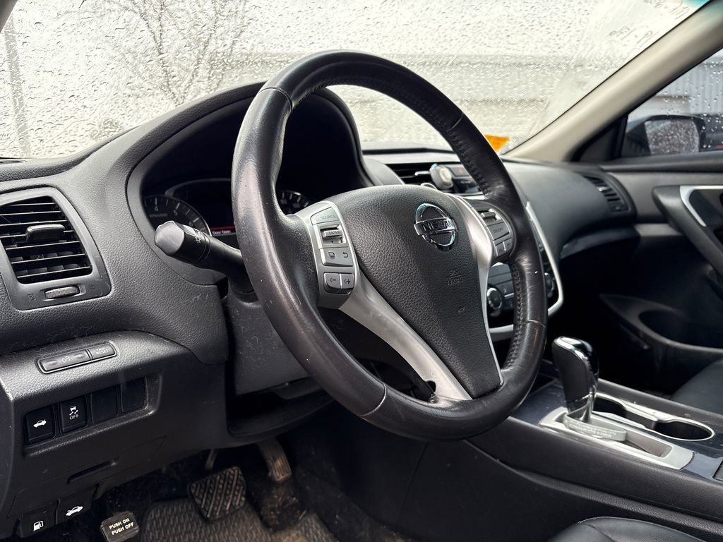 Used 2018 Nissan Altima 2.5 SR w/ SR Special Edition image 10