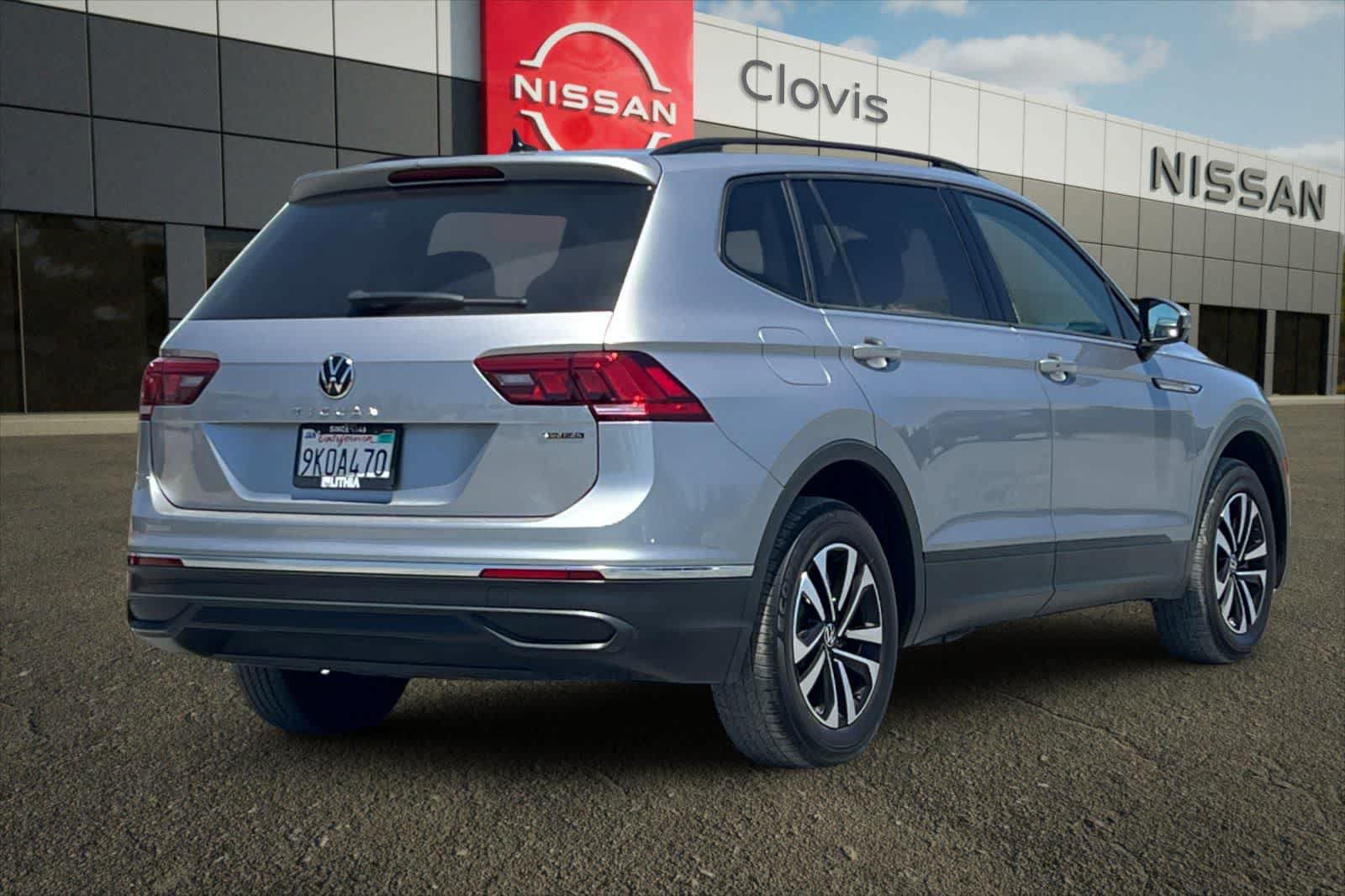 Used 2022 Volkswagen Tiguan S AWD/4WD image 3