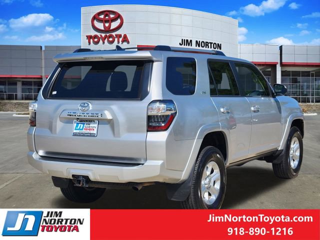 Used 2024 Toyota 4Runner SR5 AWD/4WD image 5