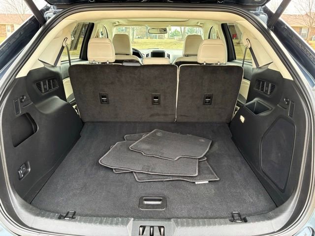 Used 2024 Ford Edge Titanium image 7