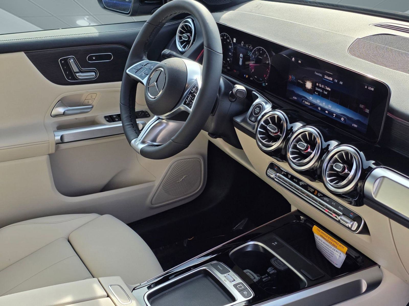 New 2026 Mercedes-Benz GLB 250 4MATIC image 4