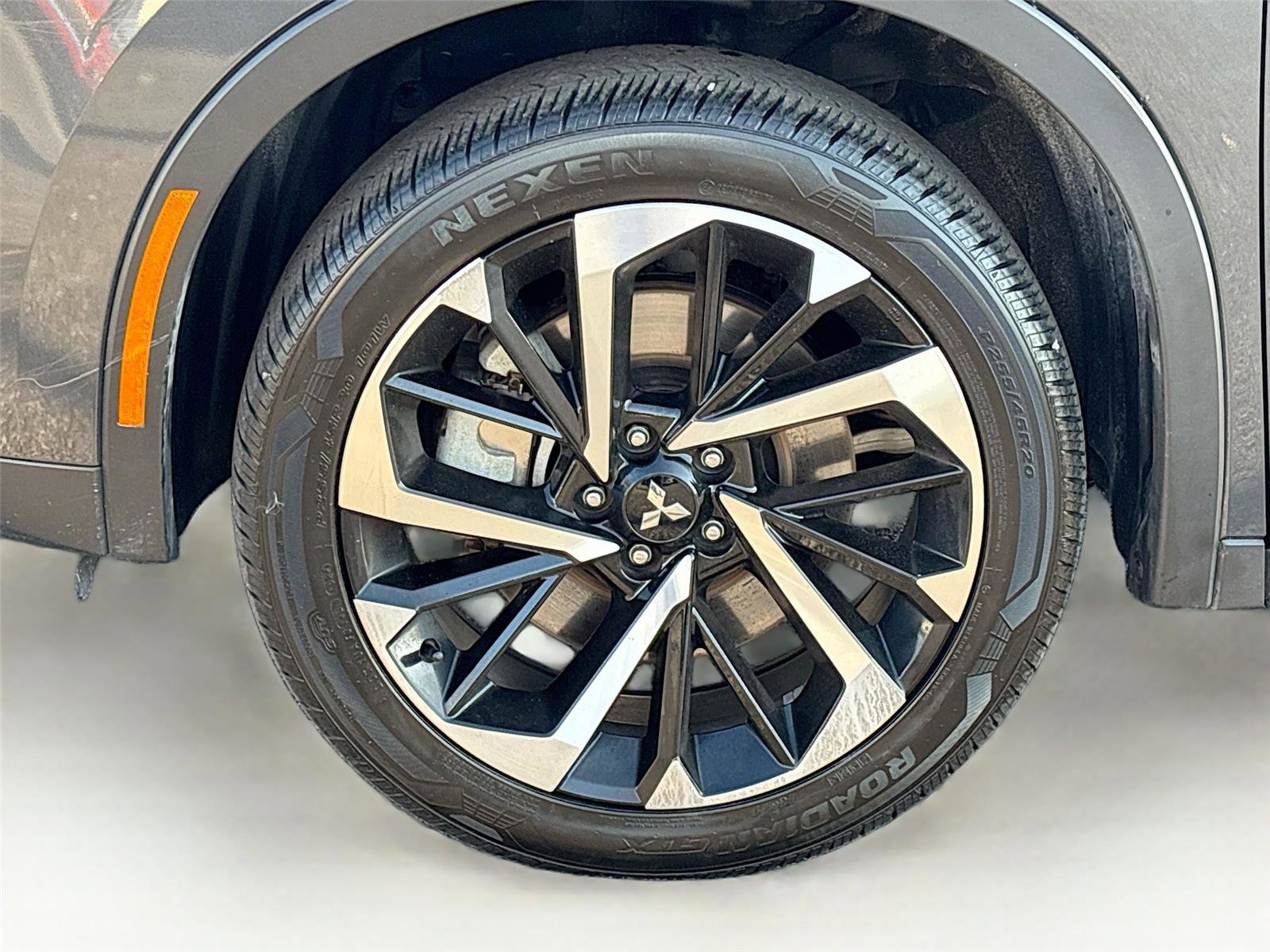 Used 2024 Mitsubishi Outlander SE image 35