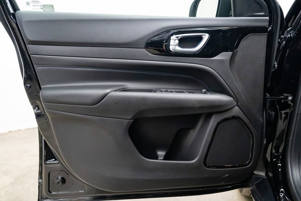 New 2026 Jeep Compass Latitude image 20