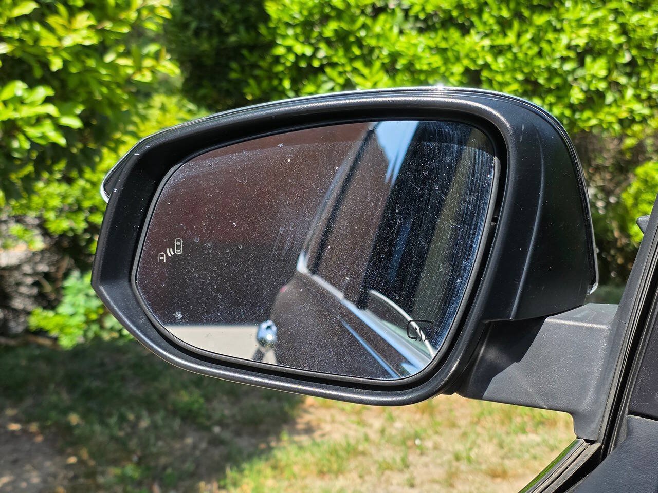 Used 2019 Toyota Highlander XLE AWD/4WD image 9