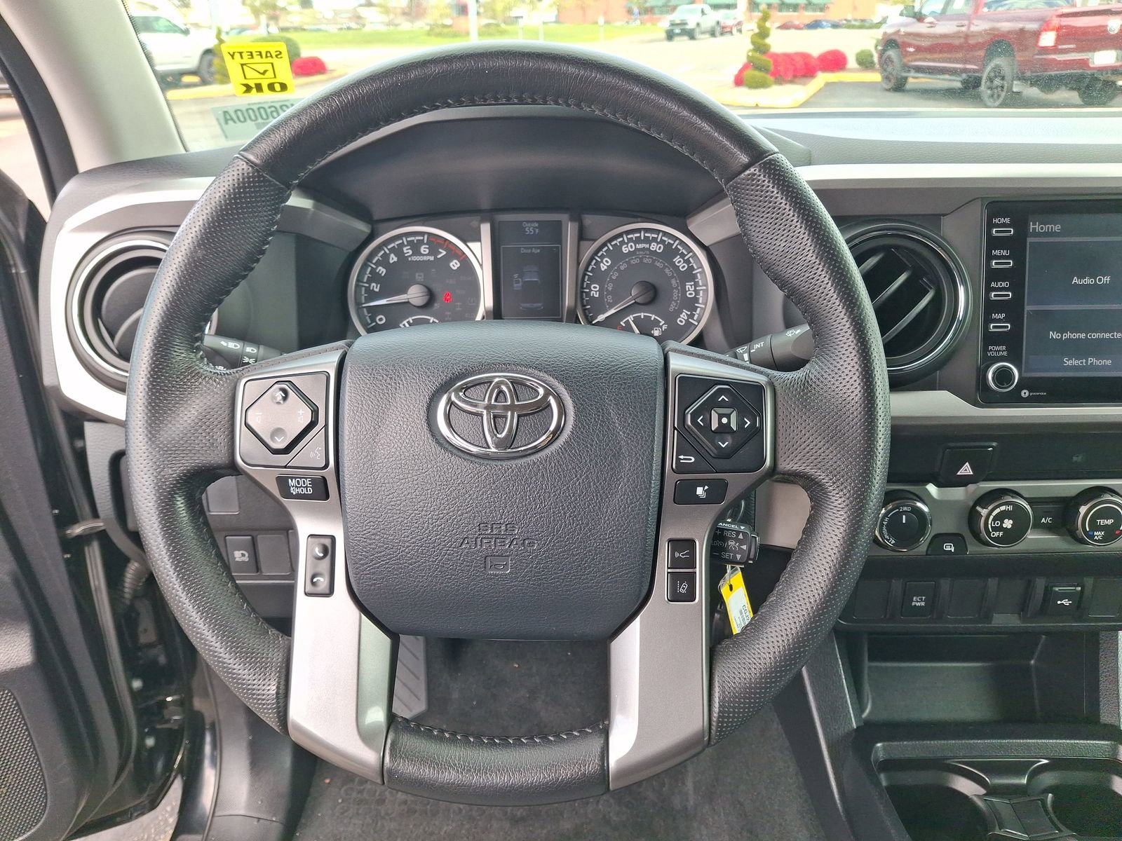 Used 2020 Toyota Tacoma SR5 image 12