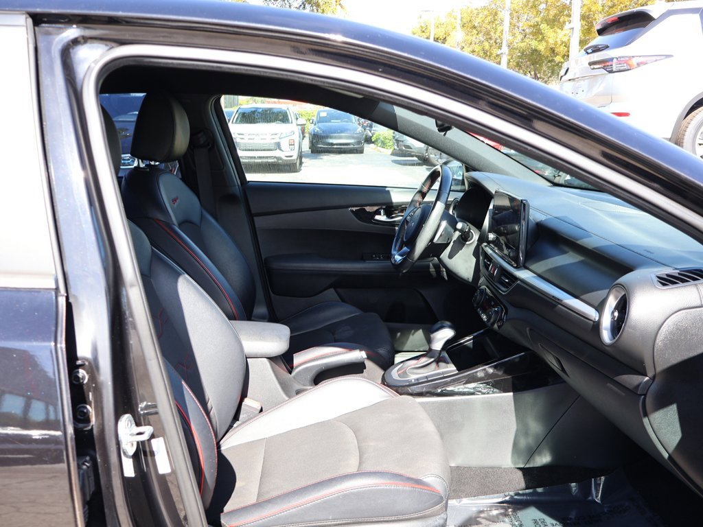 Used 2022 Kia Forte GT image 28