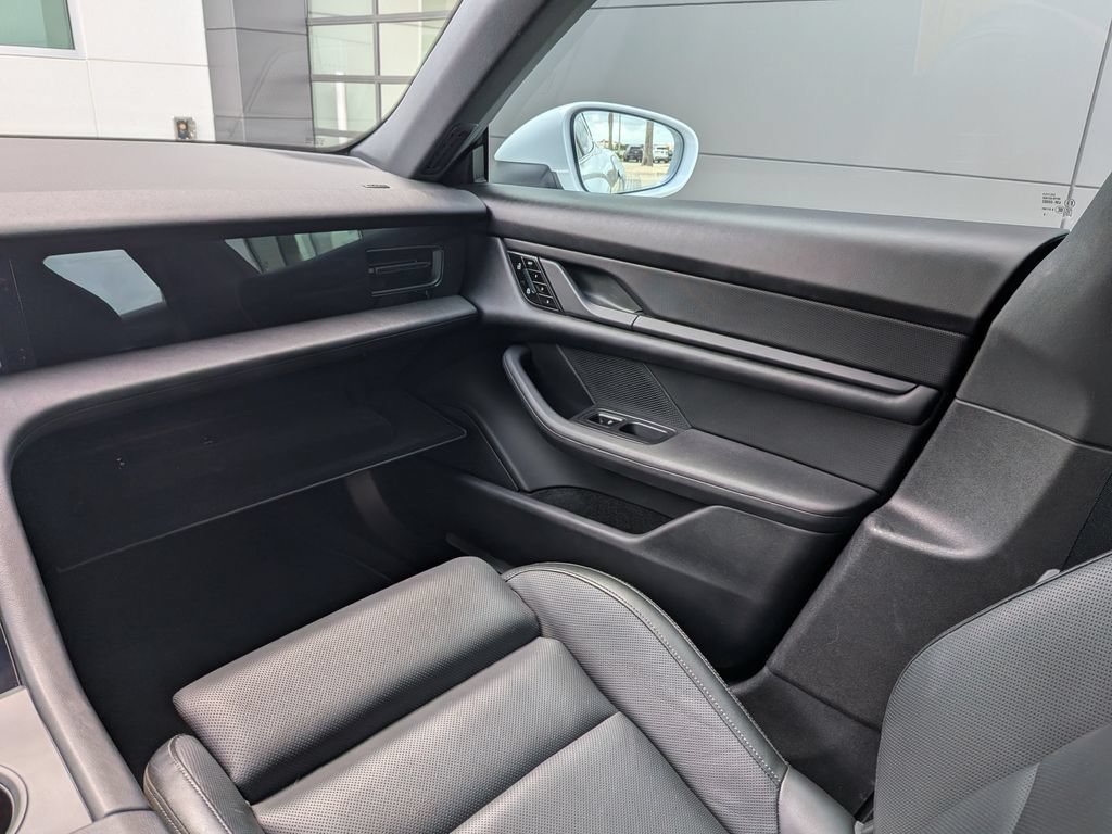 Used 2020 Porsche Taycan 4S AWD/4WD image 16