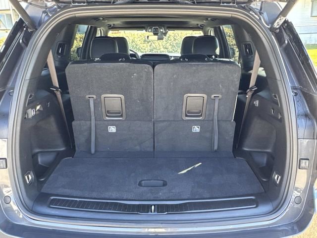 Used 2025 Jeep Grand Cherokee L Altitude image 12