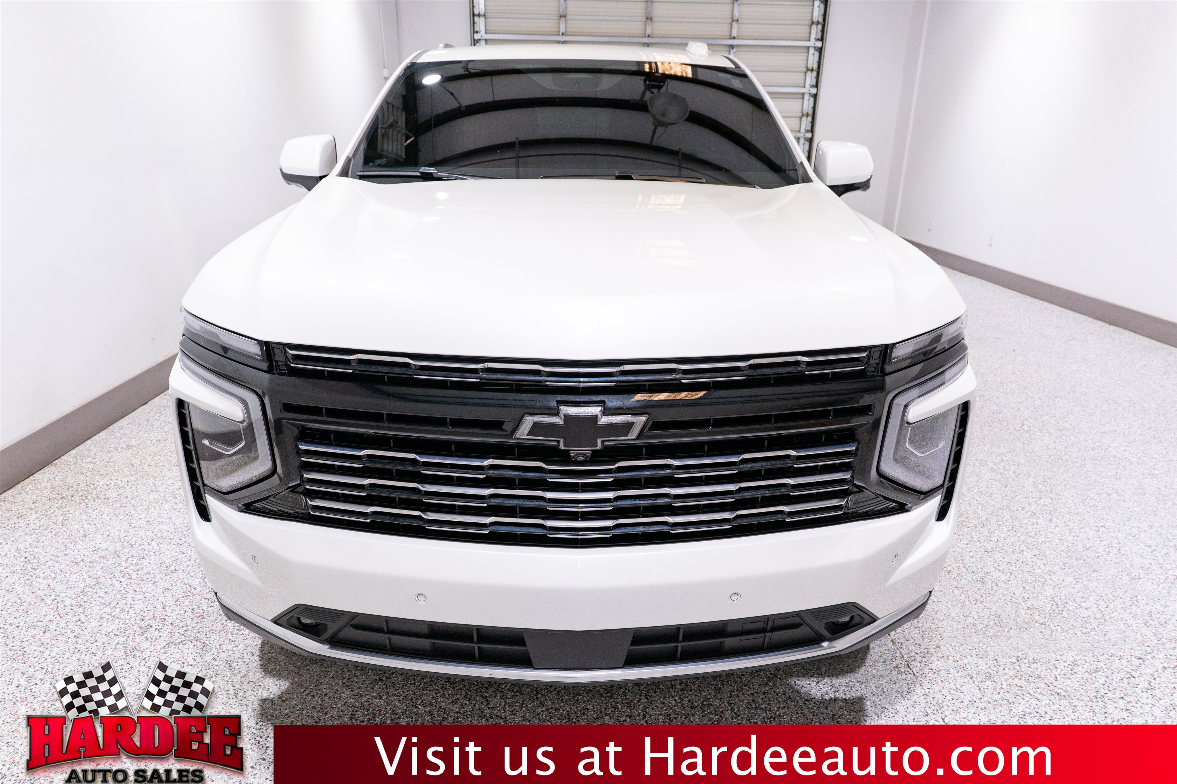 Used 2025 Chevrolet Tahoe High Country w/ LPO, Illumination Package AWD/4WD image 7
