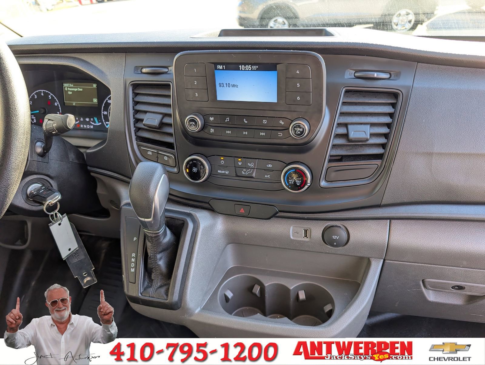 Used 2024 Ford Transit 250 Low Roof w/ Exterior Upgrade Package image 17