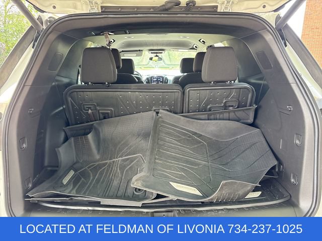 Used 2023 Chevrolet Traverse LT w/ Midnight/Sport Edition AWD/4WD image 24