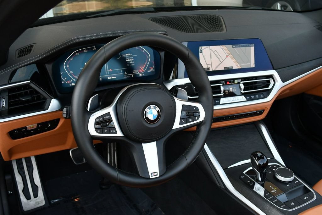 Used 2023 BMW 430i Convertible w/ M Sport Package RWD image 12