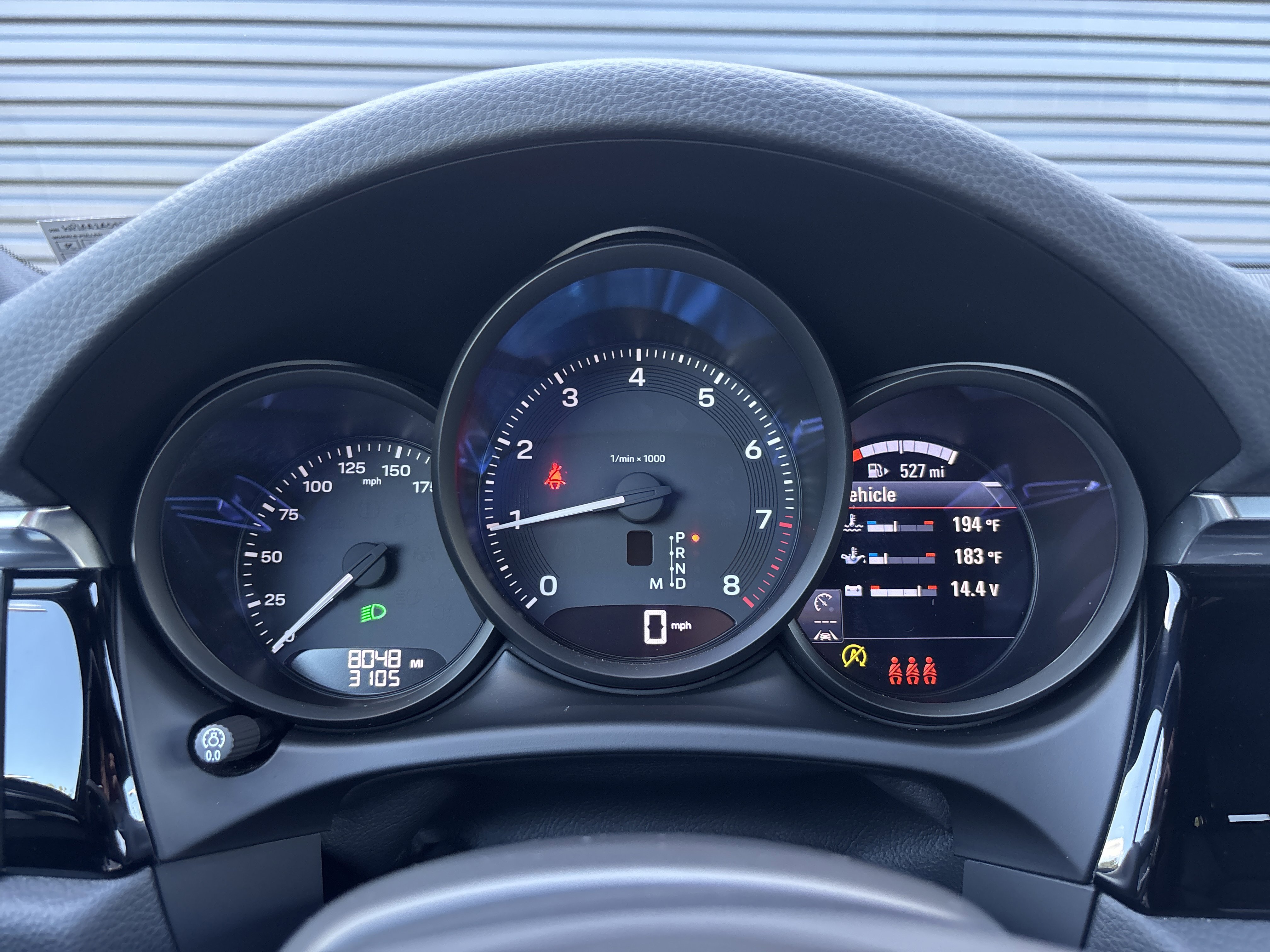 Certified 2025 Porsche Macan image 16