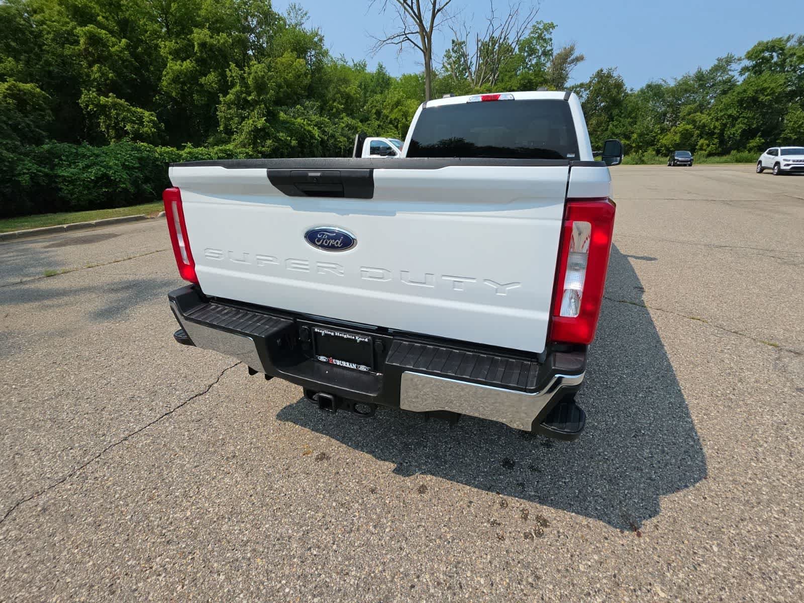 Used 2025 Ford F250 XLT AWD/4WD image 11