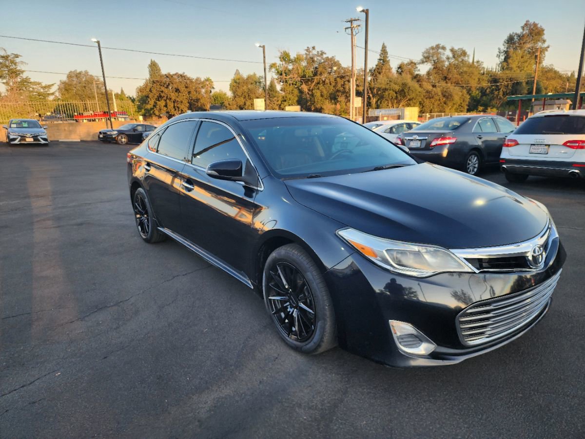 Used 2013 Toyota Avalon XLE Premium image 6