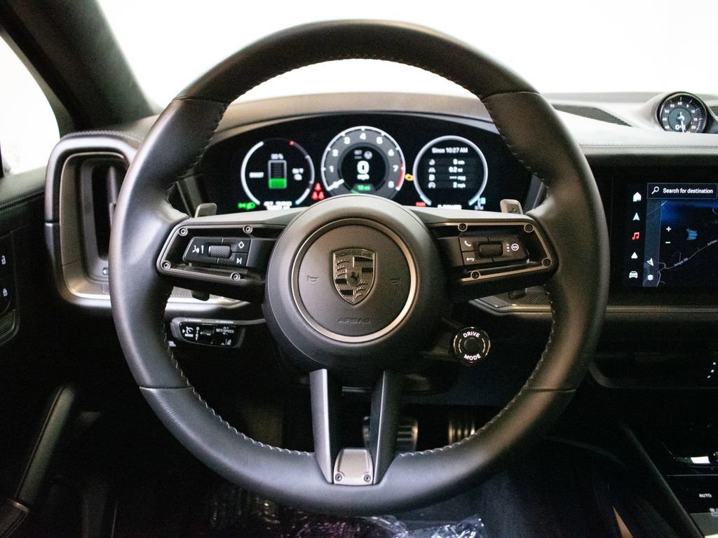 Certified 2025 Porsche Cayenne Turbo image 24