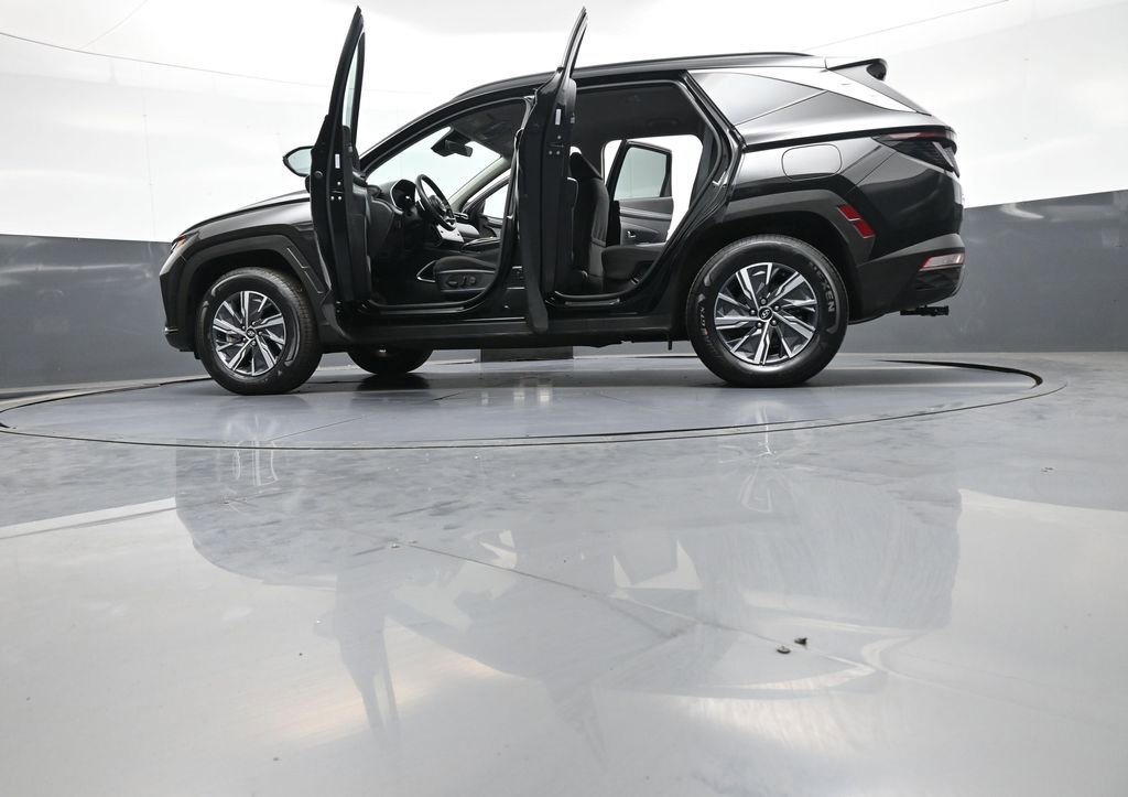Used 2023 Hyundai Tucson Blue AWD/4WD image 48