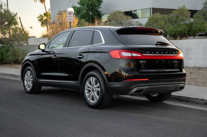 Used 2017 Lincoln MKX Reserve image 3