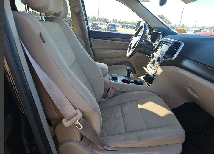 Used 2015 Jeep Grand Cherokee Laredo w/ Quick Order Package 23E AWD/4WD image 7