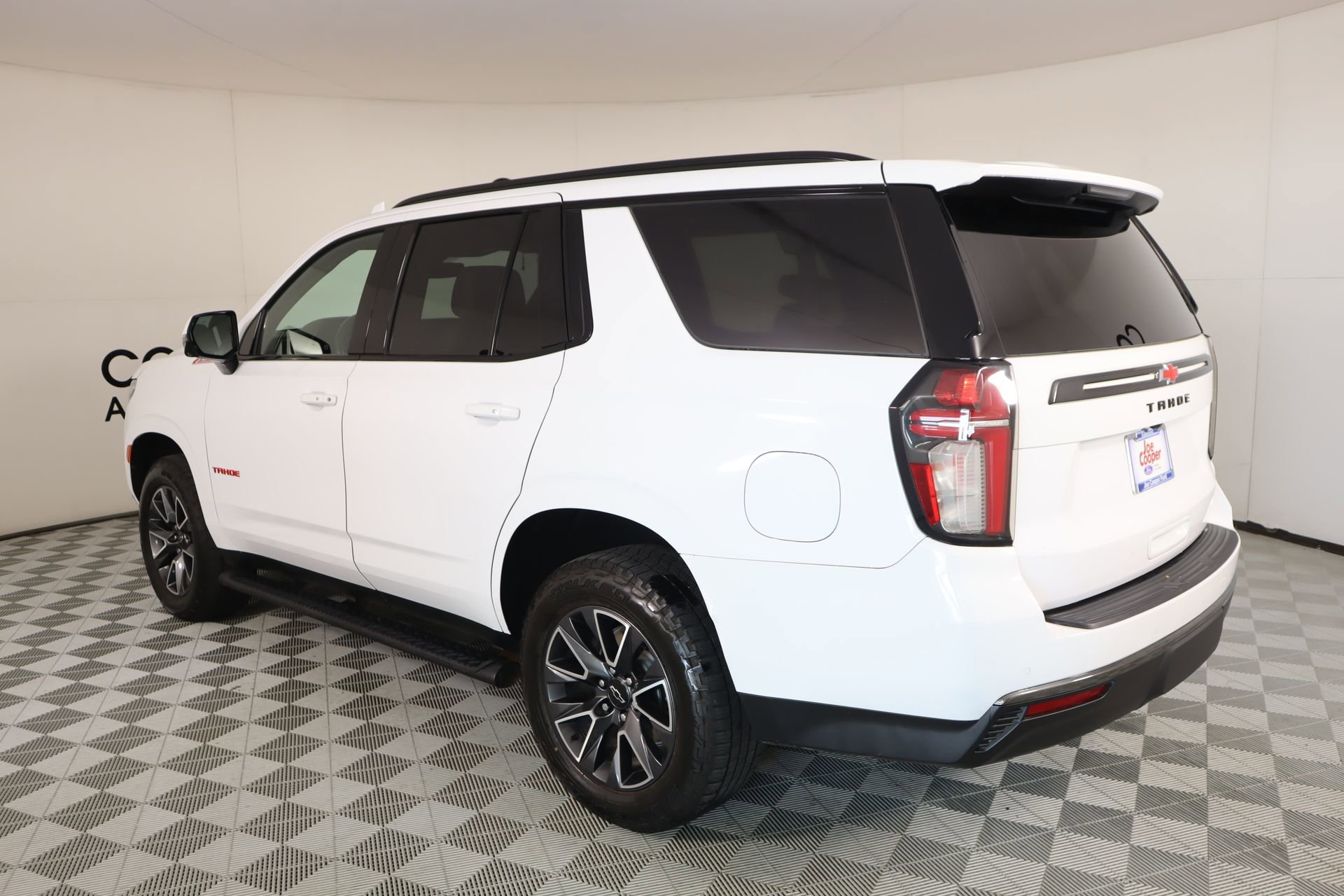 Used 2021 Chevrolet Tahoe Z71 w/ Z71 Signature Package AWD/4WD image 24