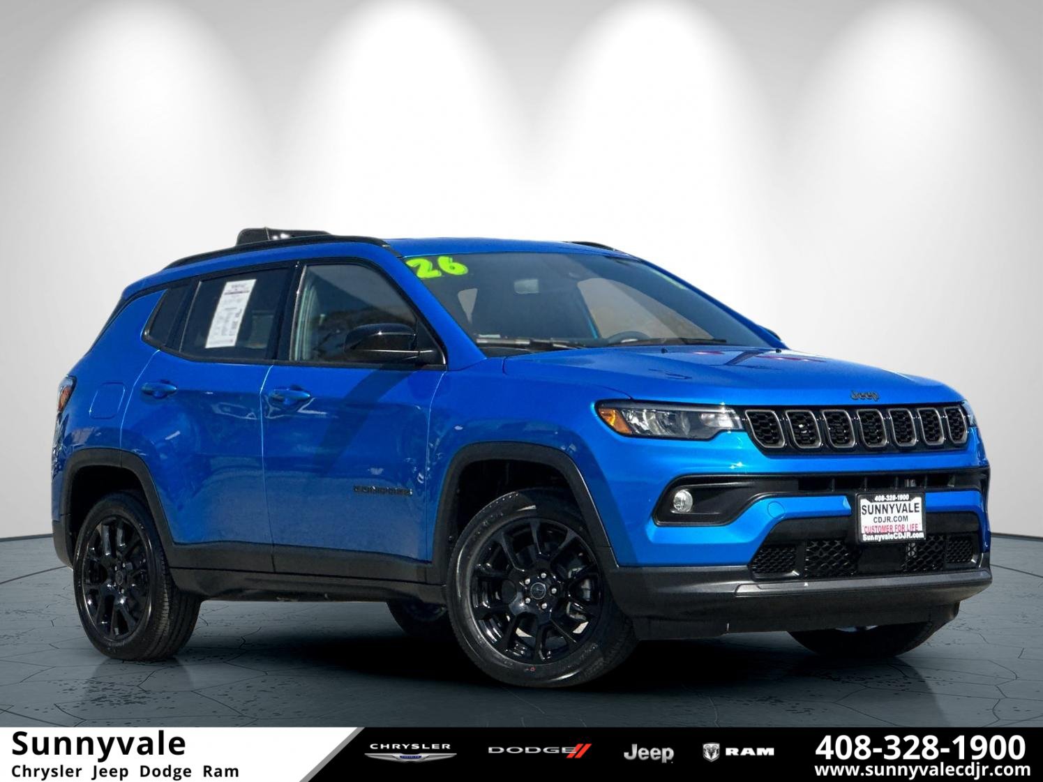 Certified 2026 Jeep Compass Latitude AWD/4WD image 1