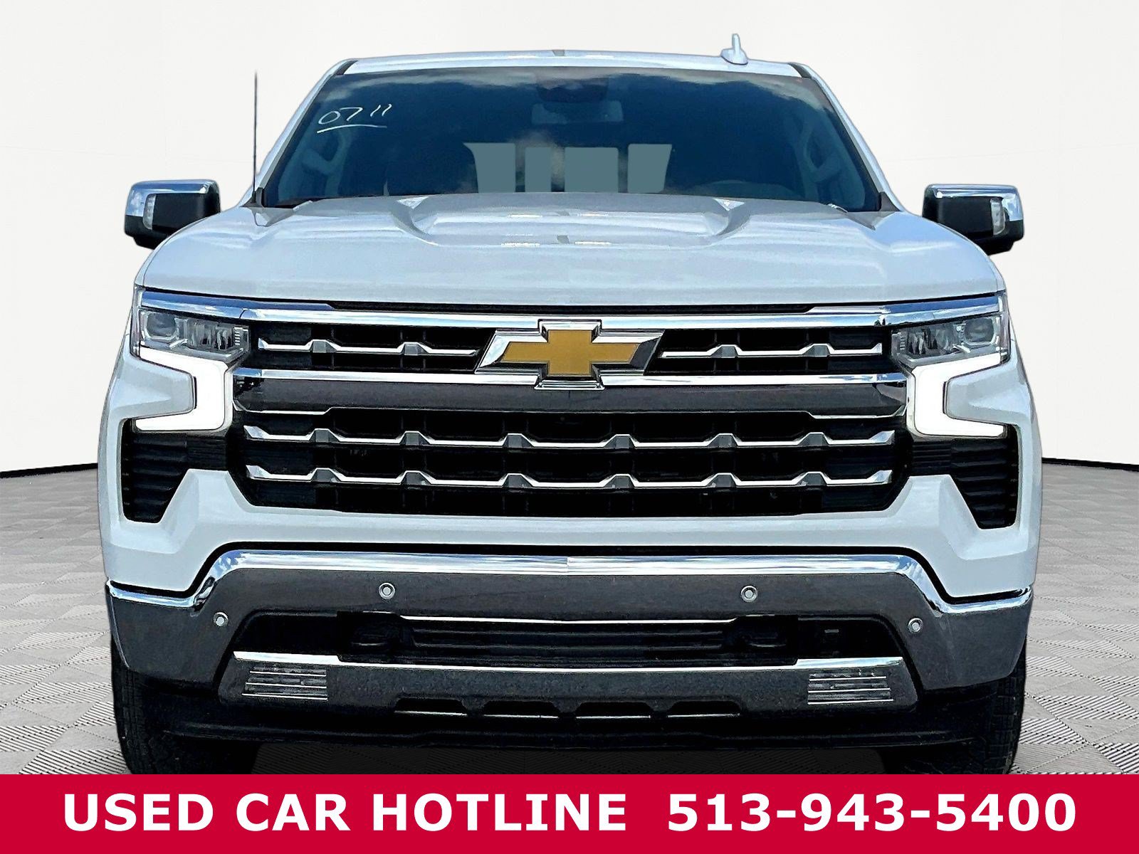 Used 2023 Chevrolet Silverado 1500 LTZ AWD/4WD image 2