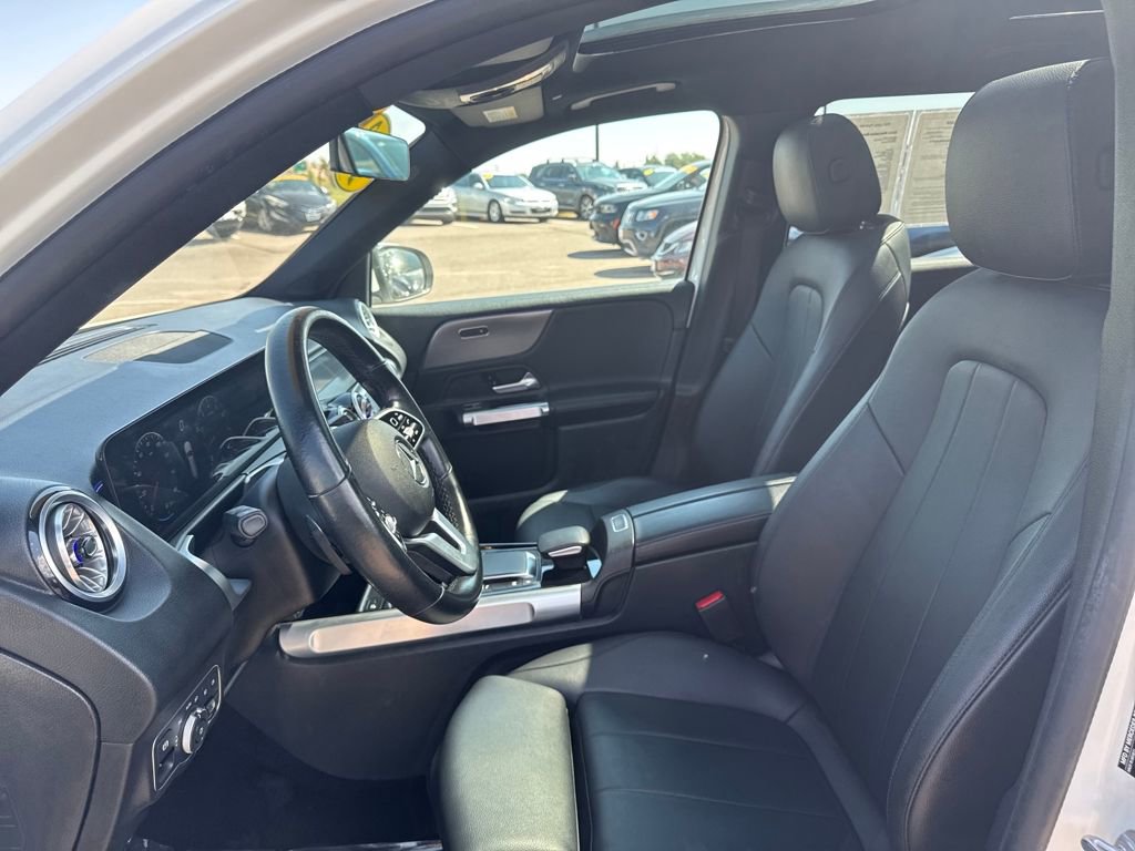 Used 2022 Mercedes-Benz GLB 250 4MATIC image 28