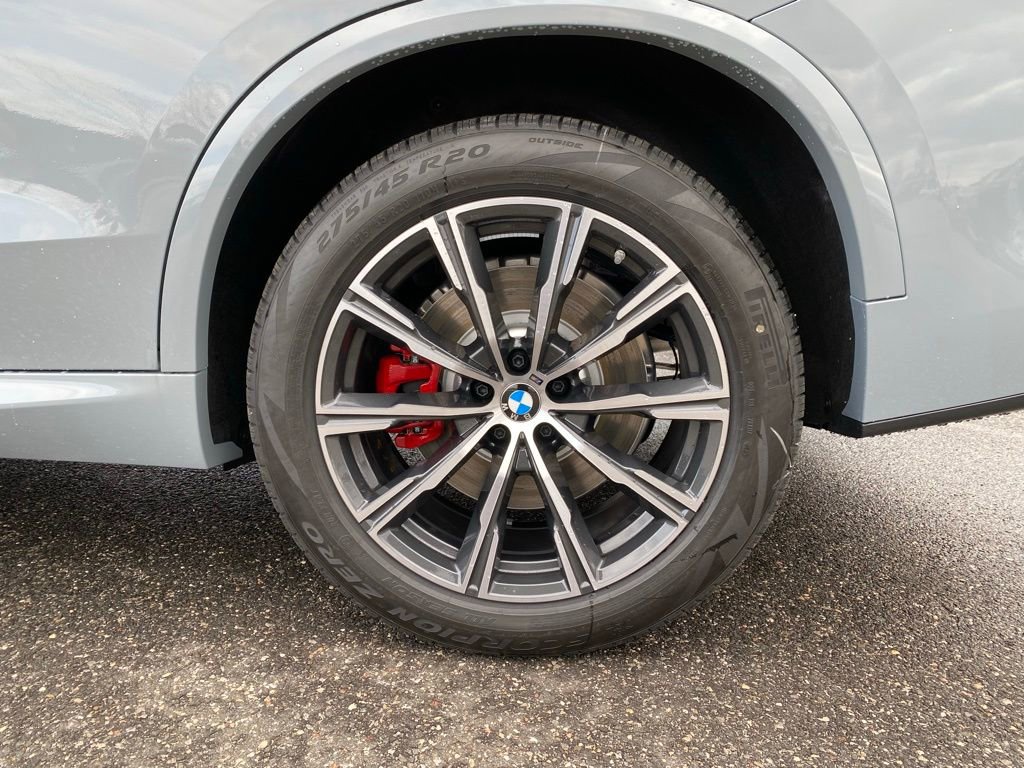 New 2026 BMW X5 xDrive50e w/ M Sport Package AWD/4WD image 5
