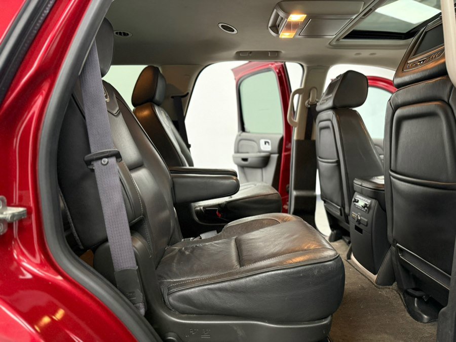 Used 2013 Cadillac Escalade Platinum AWD/4WD image 46