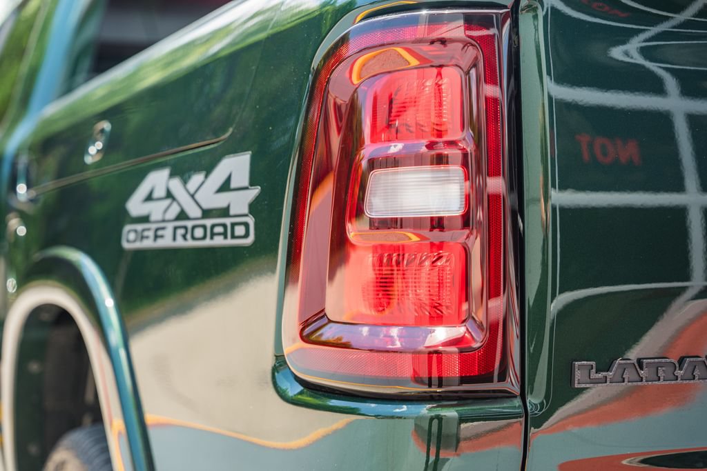 New 2026 RAM 1500 Laramie AWD/4WD image 7