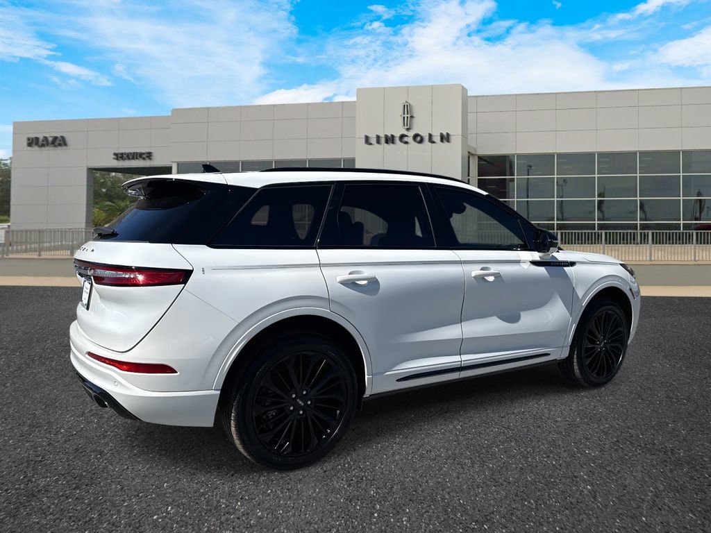 New 2026 Lincoln Corsair Premiere image 5