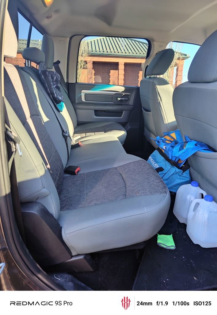 Used 2015 RAM 2500 Big Horn image 23