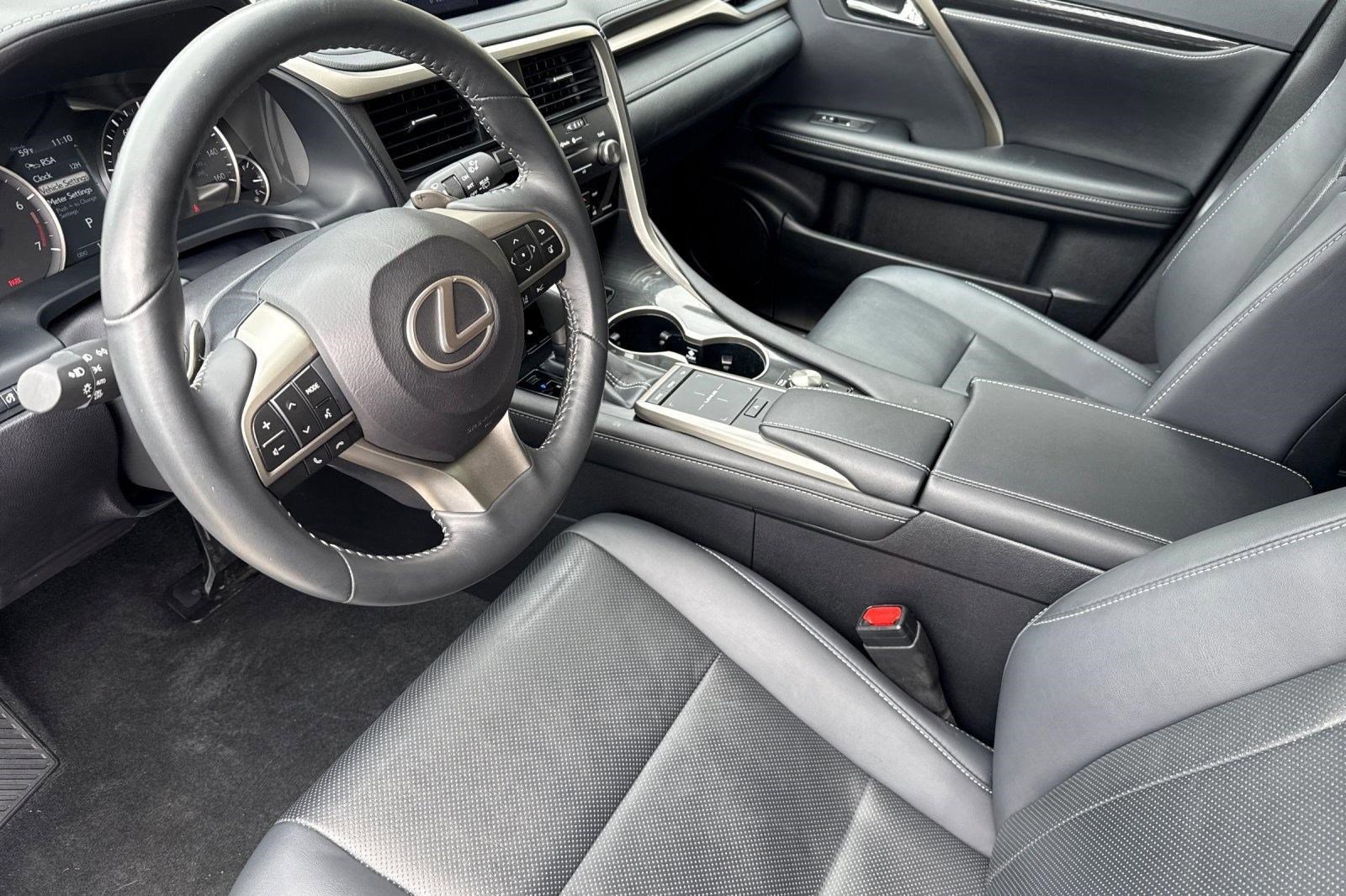 Certified 2022 Lexus RX 350 AWD w/ 3500 lbs Tow Prep Package image 4
