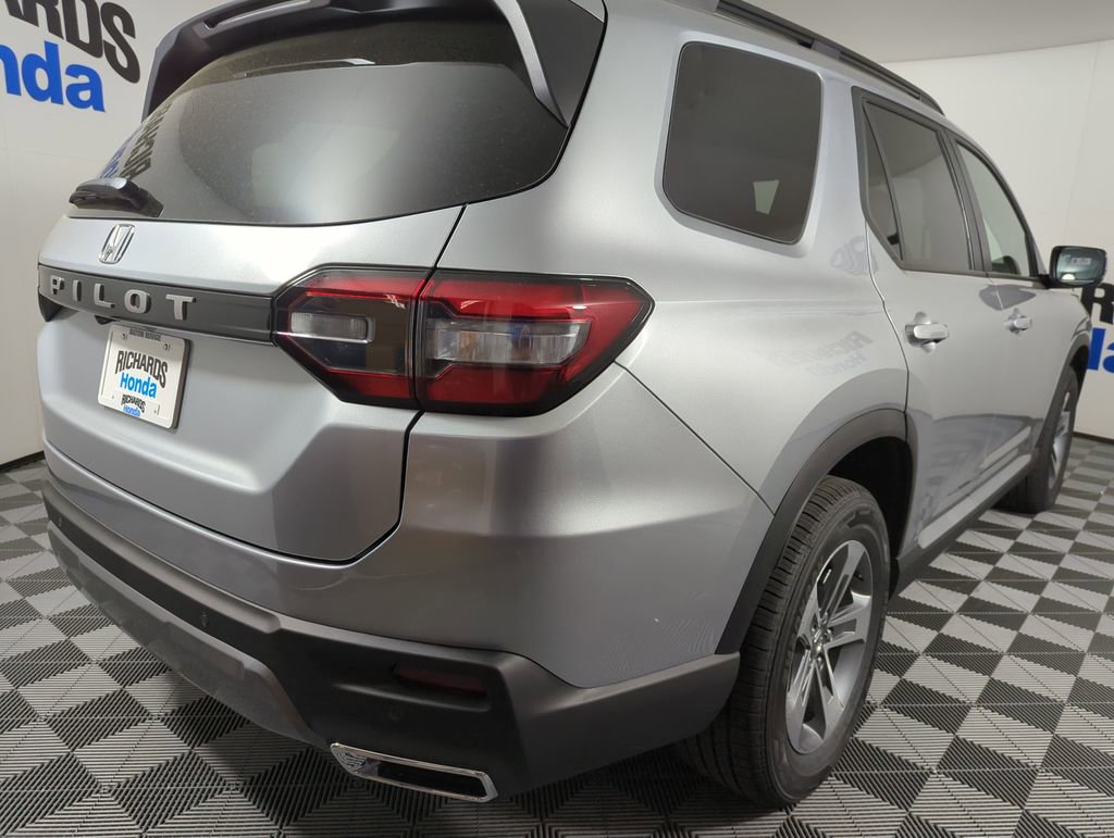 New 2026 Honda Pilot EX-L image 5