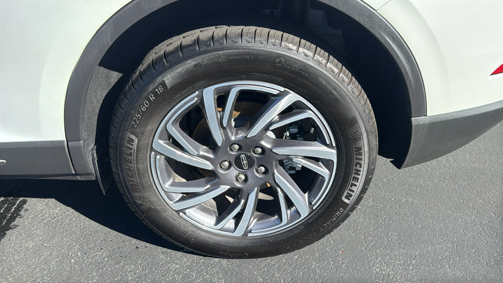 Used 2024 Lincoln Corsair FWD w/ Equipment Group 101A image 9
