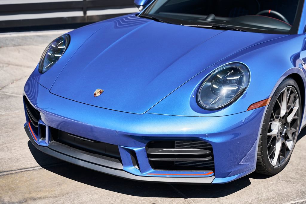 Used 2026 Porsche 911 Carrera T RWD image 9