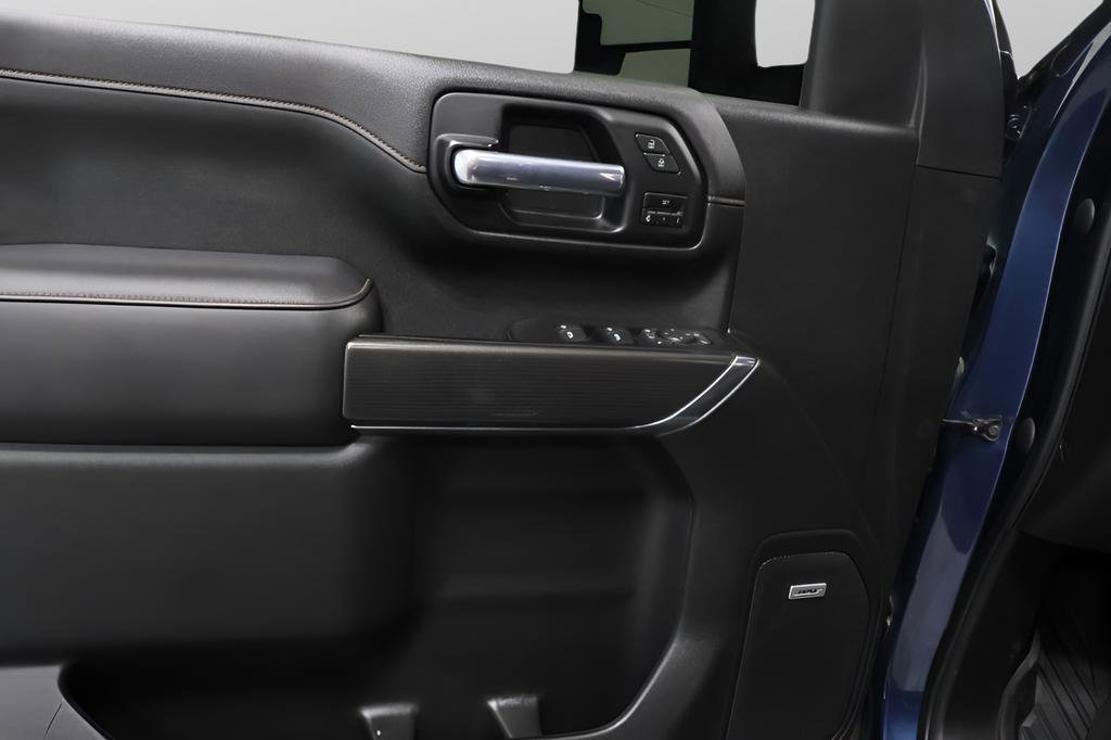 Used 2020 GMC Sierra 2500 AT4 w/ AT4 Premium Package AWD/4WD image 24