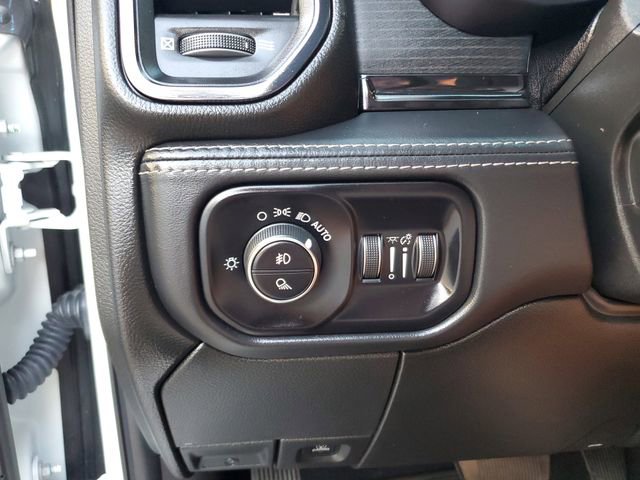 Used 2024 RAM 3500 Limited image 29