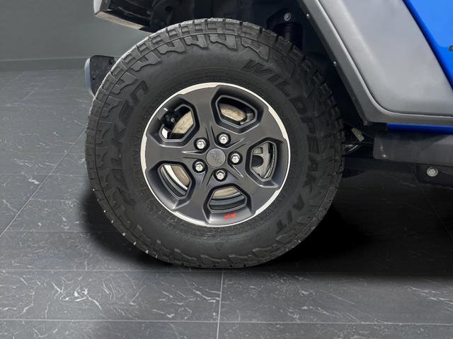 Used 2023 Jeep Gladiator Rubicon w/ Cold Weather Group image 36