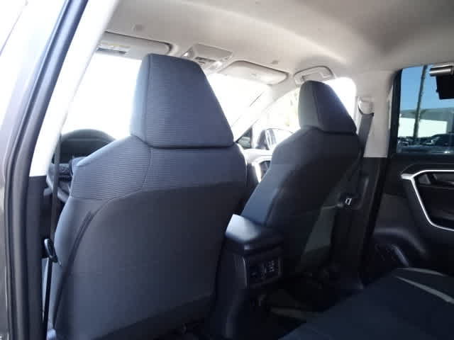 Certified 2025 Toyota RAV4 LE FWD image 22